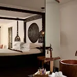 Myconian Utopia Relais & Chateaux 5* Ελιά