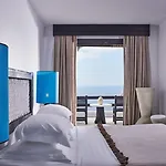 Myconian Utopia Relais & Chateaux Ελιά