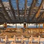 Myconian Utopia Relais & Chateaux Ελιά