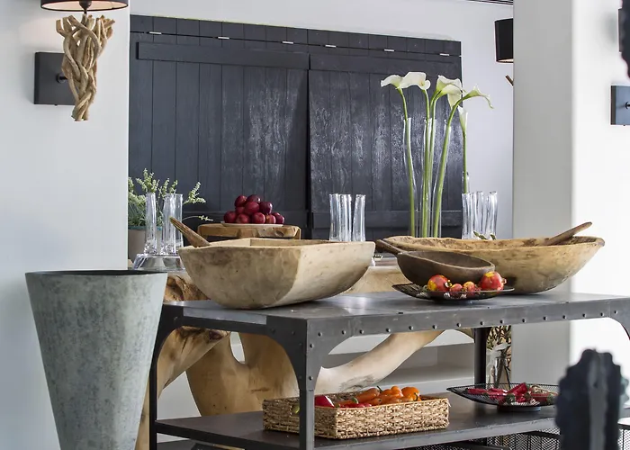 Myconian Utopia Relais & Chateaux Elia (Mykonos)