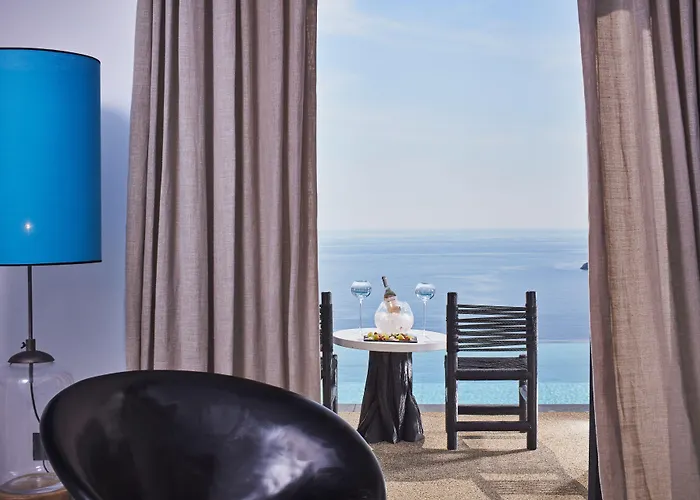 Myconian Utopia Relais&chateaux 5*