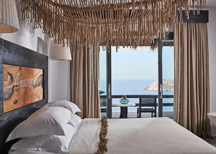 Myconian Utopia Relais&chateaux 5*