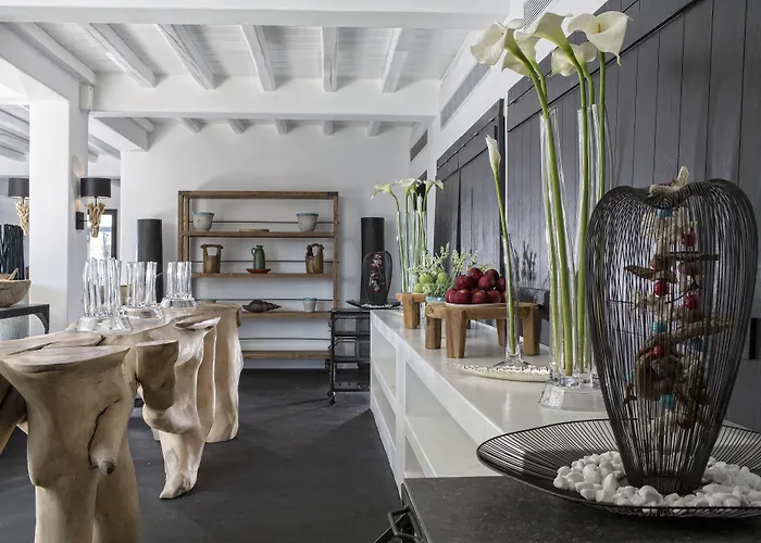 Myconian Utopia Relais&chateaux