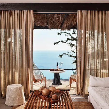 Station touristique Myconian Utopia Relais&chateaux