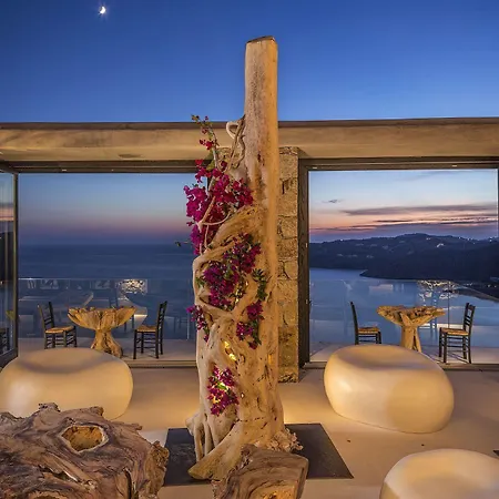 미코니안 유토피아 를레 앤 샤토 리조트 Elia (Mykonos)